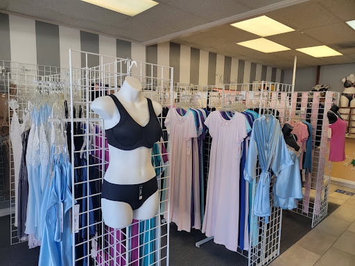 Lingerie Store «Lace by Louise», reviews and photos, 344 500 W #2, Bountiful, UT 84010, USA