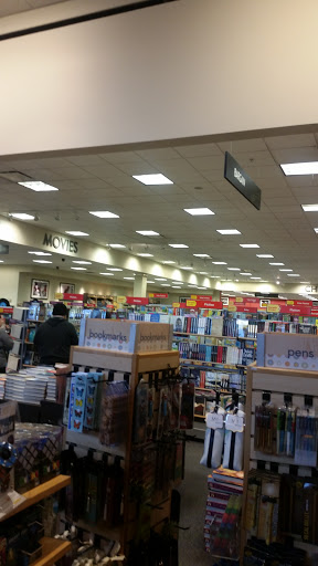 Book Store «Books-A-Million», reviews and photos, 6601 Edwardsville Crossing Dr, Edwardsville, IL 62045, USA