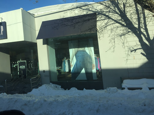 Clothing Store «Gap», reviews and photos, 100 Arden Pl, Port Jefferson, NY 11777, USA