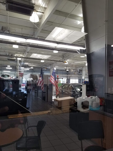 Car Dealer «Hall Nissan Virginia Beach», reviews and photos, 3757 Bonney Rd, Virginia Beach, VA 23452, USA