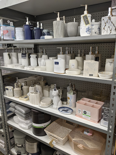 Home Goods Store «Tuesday Morning», reviews and photos, 3114 Ross Clark Cir, Dothan, AL 36303, USA