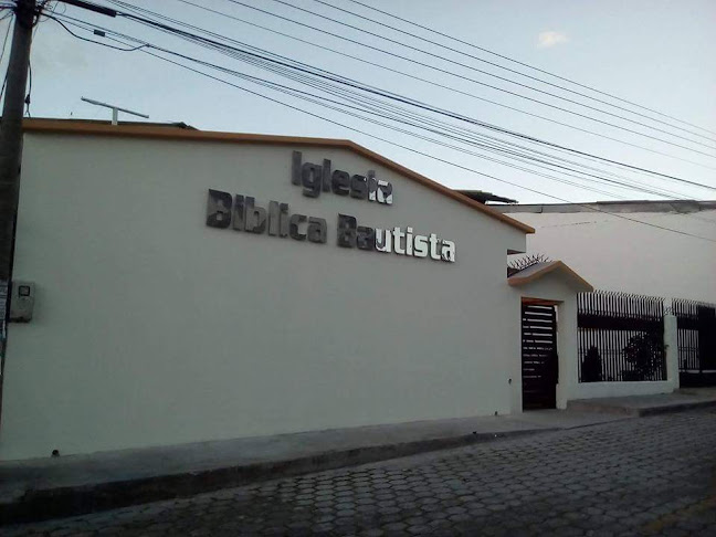 Opiniones de Iglesia Bíblica Bautista Capelo en Quito - Iglesia