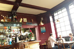 Roseleaf Bar Cafe
