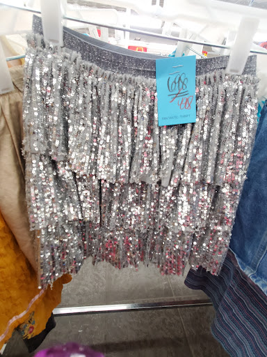 Thrift Store «Fan Tastic Thrift Store», reviews and photos, 1914 W Main St, Richmond, VA 23220, USA