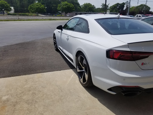 Auto Body Shop «Barrow Body Shop», reviews and photos, 2261 Dixie Ave SE, Smyrna, GA 30080, USA