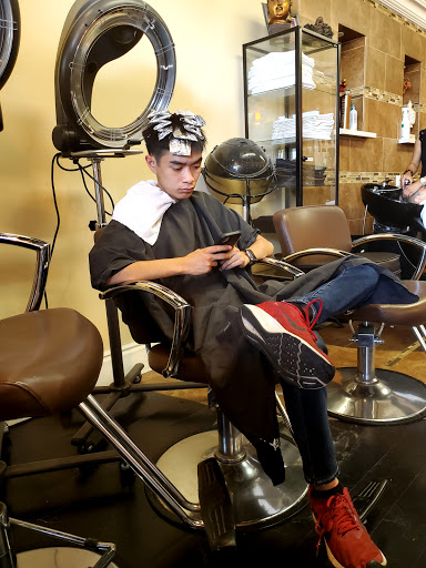 Hair Salon «4me Salon & Skincare (AVEDA Exclusive Salon)», reviews and photos, 6492 Edinger Ave, Huntington Beach, CA 92647, USA