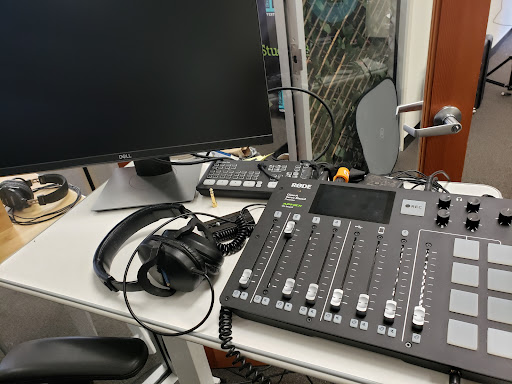 Studio B image