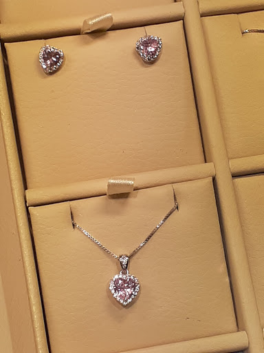 Jeweler «Kevin Jewelers», reviews and photos, 2800 N Main St #180, Santa Ana, CA 92705, USA