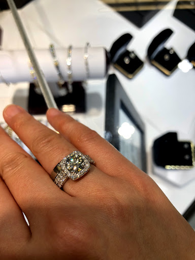 Jewelry Store «The Jewelry Exchange», reviews and photos, 100 E Main St, Norristown, PA 19401, USA