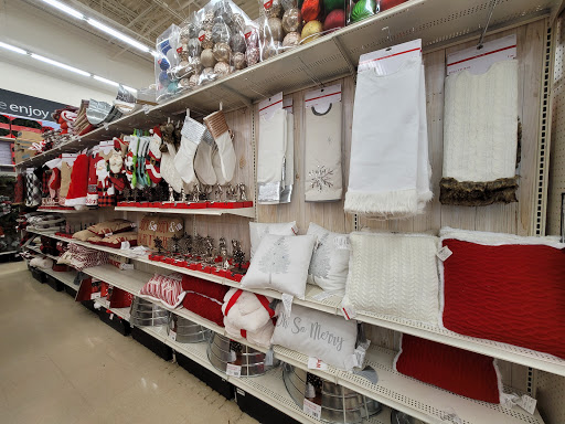 Craft Store «Michaels», reviews and photos, 612 W Crossville Rd, Roswell, GA 30075, USA