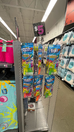 Variety Store «Five Below», reviews and photos, 13401 Shelbyville Rd, Louisville, KY 40243, USA
