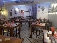 Atmosphère du Restaurant Pizzeria Les 2 Clefs à Héricourt - n°11