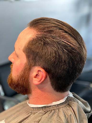 Barber Shop «20 and out barber shop», reviews and photos, 32871 Schoenherr Rd, Warren, MI 48088, USA