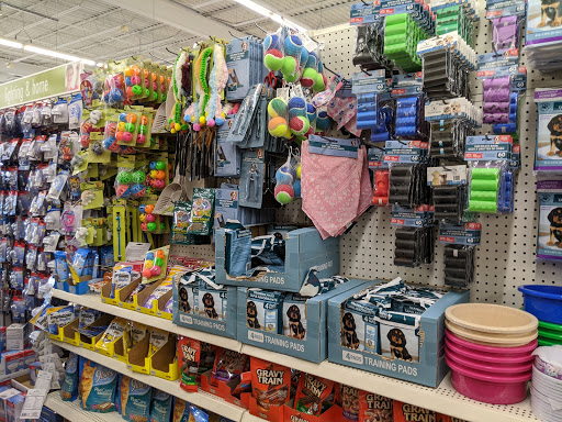 Dollar Store «Dollar Tree», reviews and photos, 166 Patrick Henry Way, Charles Town, WV 25414, USA