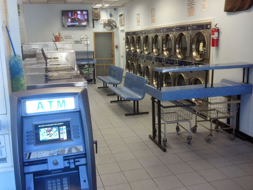 Laundromat «Discount Coin Laundry of Shirley», reviews and photos, 20 Floyd Rd # 1, Shirley, NY 11967, USA