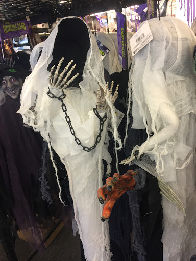 Hardware Store «DIY Home Center», reviews and photos, 2695 Cochran St, Simi Valley, CA 93065, USA