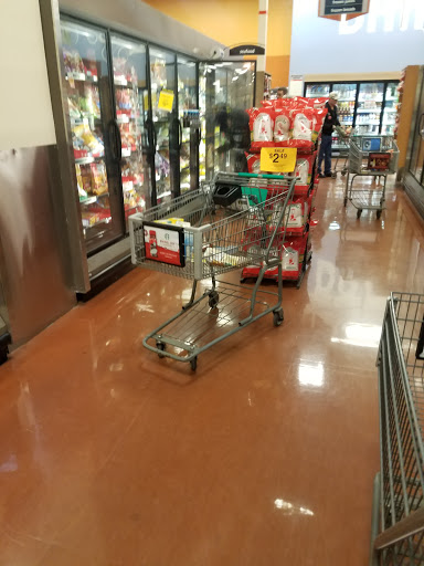 Grocery Store «Fred Meyer», reviews and photos, 19200 SW Martinazzi Ave, Tualatin, OR 97062, USA