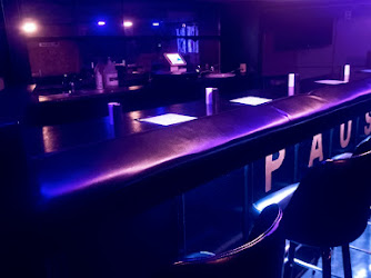 Pause Lounge and Grill
