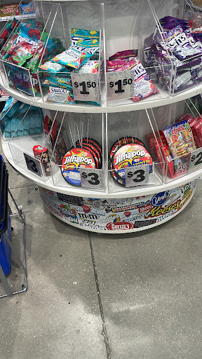 Clothing Store «Ross Dress for Less», reviews and photos, 835 Cortez Rd W, Bradenton, FL 34207, USA