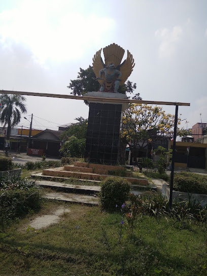 Patung Garuda Alinda