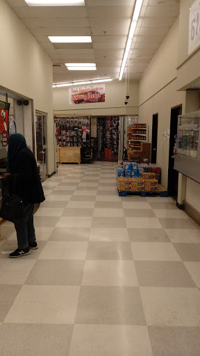 Supermarket «Gateway Market», reviews and photos, 2511 State St, East St Louis, IL 62205, USA