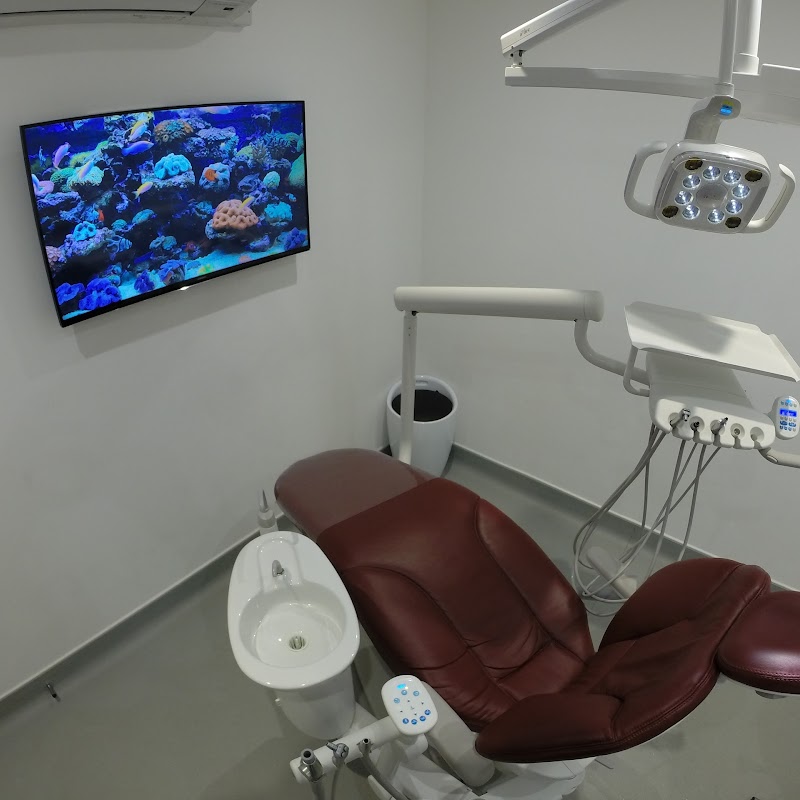 Smilecare Dental Clinic