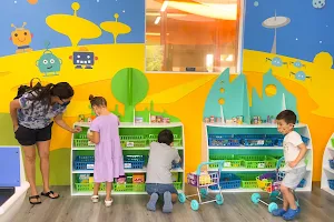 Kids Discovery Station image