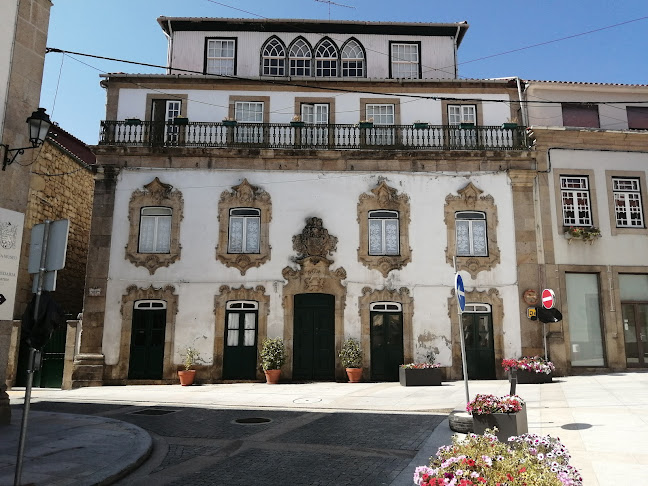 Praça Moraes de Carvalho 20, 3670-261 Vouzela, Portugal