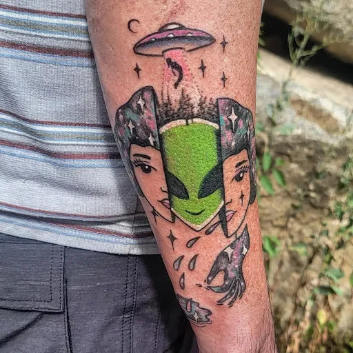 Explore outlander tattoo ideas, creative tattoo ideas in Carbondale, available at Bonedale Tattoo