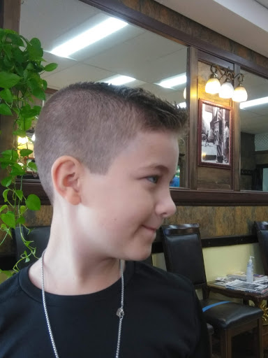 Barber Shop «16 Acres BarberShop», reviews and photos, 1194 Parker St, Springfield, MA 01194, USA