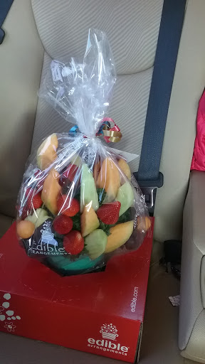 Gift Shop «Edible Arrangements», reviews and photos, 549 E Interstate 30, Rockwall, TX 75087, USA