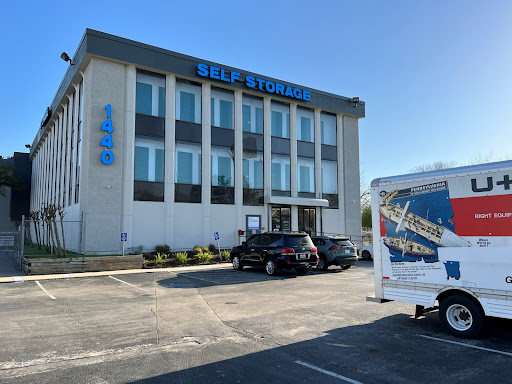 Self-Storage Facility «North Loop Self Storage», reviews and photos, 1440 N Loop Fwy, Houston, TX 77054, USA