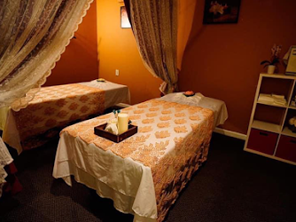 Lux365 Thai Massage