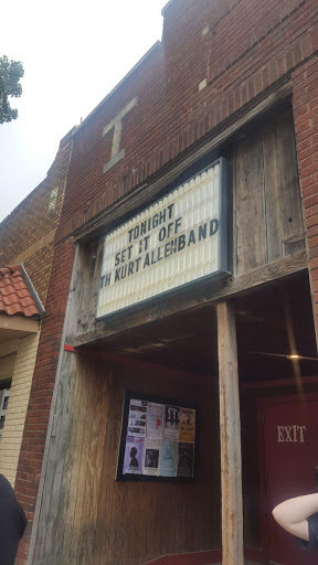 Live Music Venue «The Bottleneck», reviews and photos, 737 New Hampshire St, Lawrence, KS 66044, USA