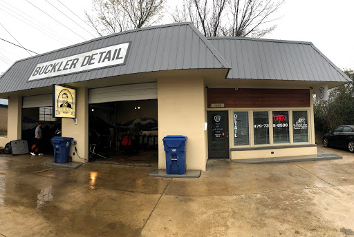 Buckler Detail en Fort Smith