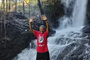 Uma Anyar Waterfall image