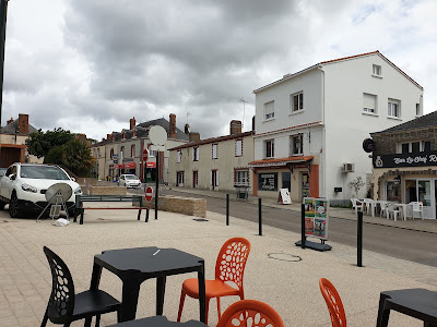 La Galinette Dorée à Saint-Michel-Chef-Chef