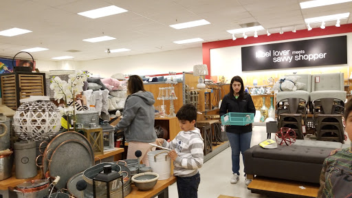 Department Store «T.J. Maxx», reviews and photos, 14 Danbury Rd, Wilton, CT 06897, USA