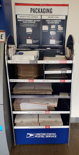 Post Office «United States Postal Service», reviews and photos, 5158 Clareton Dr, Agoura Hills, CA 91301, USA