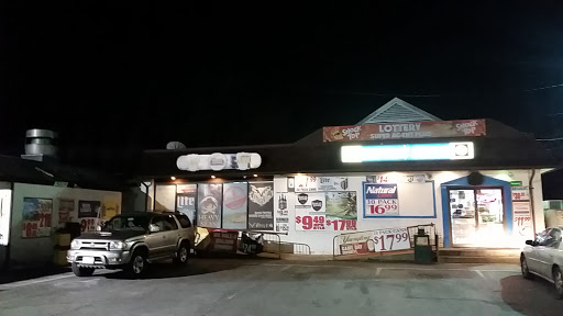 Liquor Store «Captain Kidds Liquors», reviews and photos, 5823 Deale Churchton Rd, Deale, MD 20751, USA