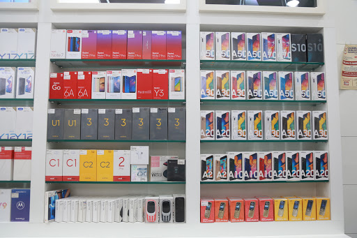 Top - 10 Mobile Shop (Chembur)