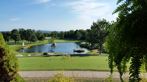 Golf Shop «Eagle Rock Golf Clubhouse & Pro Shop», reviews and photos, 191 Turnberry Ln, Hazle Township, PA 18202, USA