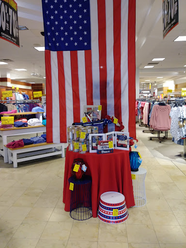 Department Store «Bon-Ton», reviews and photos, 318 E Fairmount Ave, Lakewood, NY 14750, USA