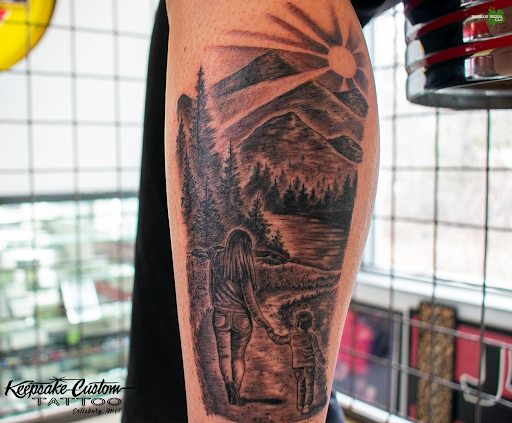 Tattoo Shop «Keepsake Custom Tattoo», reviews and photos, 203 Lafayette Rd, Salisbury, MA 01952, USA