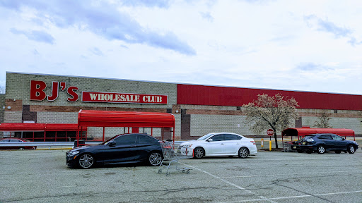 BJ’s Wholesale Club, 1000 US-1, Edison, NJ 08817, USA, 