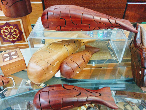 Gift Shop «Quilts Unlimited/ J. Fenton Gifts», reviews and photos, 118 E Main St, Charlottesville, VA 22902, USA