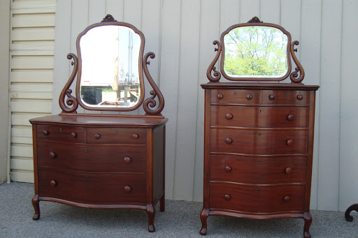 Antique Furniture Store «Center Stage Antiques», reviews and photos, 41 King St, Mt Holly, NJ 08060, USA