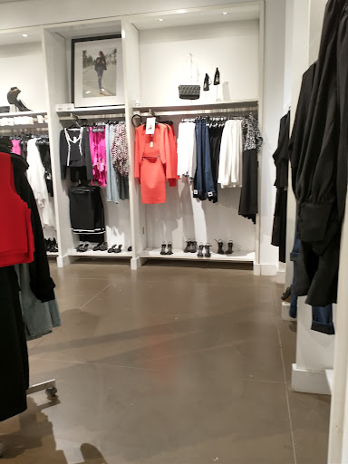 Clothing Store «Express», reviews and photos, 1000 Palisades Center Dr, West Nyack, NY 10994, USA