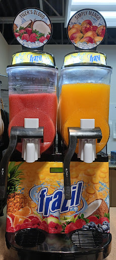 Convenience Store «United Dairy Farmers», reviews and photos, 8733 N Dixie Dr, Dayton, OH 45414, USA