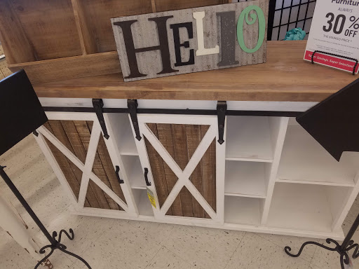 Craft Store «Hobby Lobby», reviews and photos, 6718 Gilmore Rd, Hamilton, OH 45011, USA